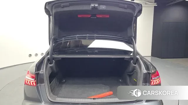 Audi A6 (C8) id 3765908 из Кореи 10