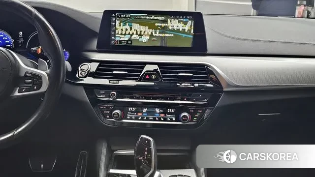 BMW 5 Series (G30) id 3641515 из Кореи 10