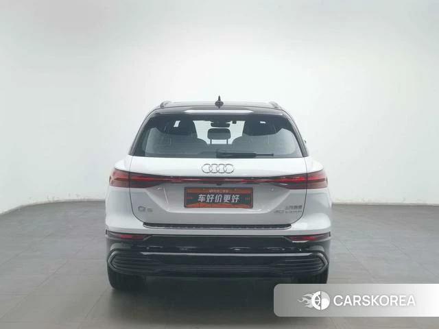 Audi Q5 e-tron id 3969106 из Китая 10