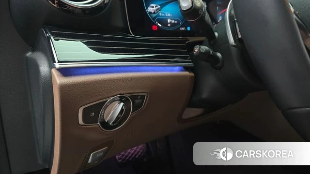 Mercedes-Benz E-Class W213 id 4759077 из Кореи 10