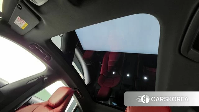 Porsche Taycan id 3842387 из Кореи 10