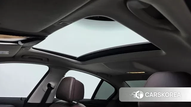 BMW 5 Series (G30) id 3577796 из Кореи 10