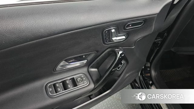 Mercedes-Benz A-Class W177 id 4304367 из Кореи 10