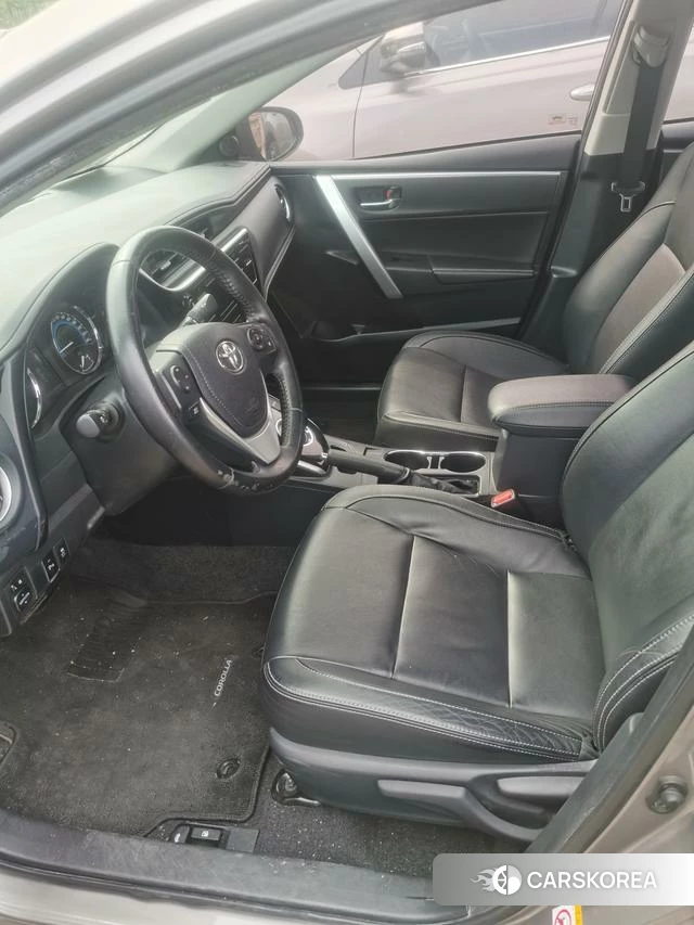Toyota Corolla id 4242388 из Китая 10