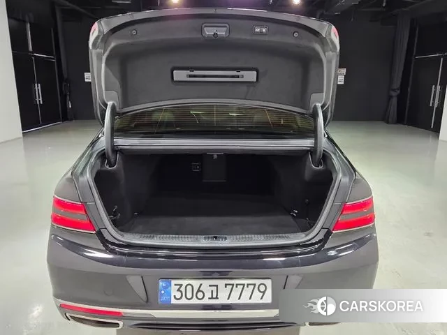 Genesis G90 id 3458620 из Кореи 10