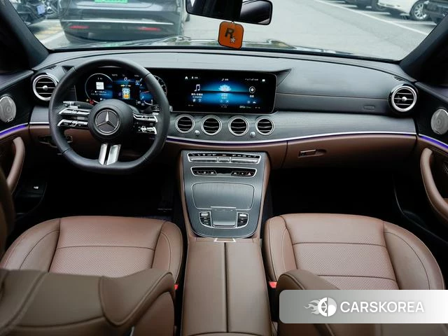 Mercedes-Benz E-class id 4275319 из Китая 10