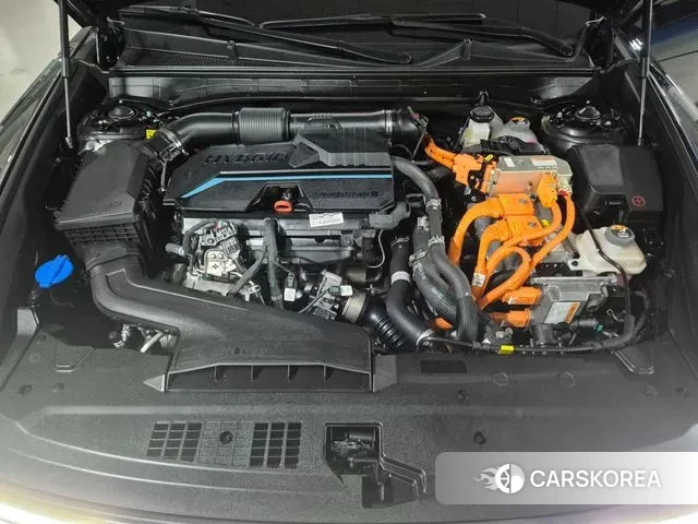 Hyundai Grandeur Hybrid (GN7) id 3405620 из Кореи 10