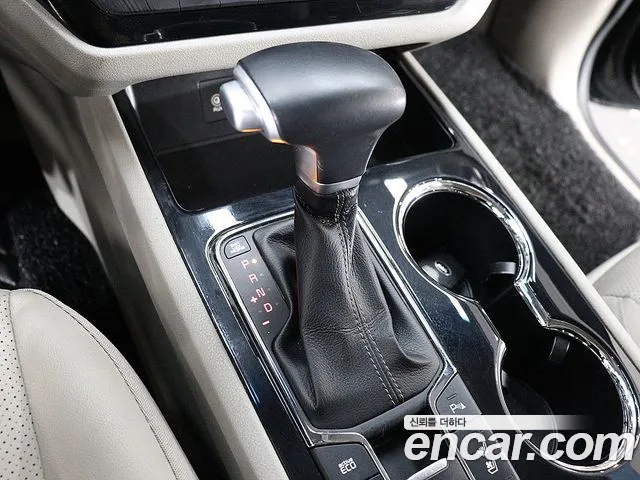 Kia The New Carnival id 2732502 из Кореи 10