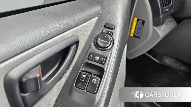 Hyundai The New Grand Starex id 3698598 из Кореи 10