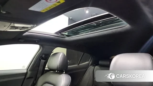 Kia Stinger id 3736935 из Кореи 10