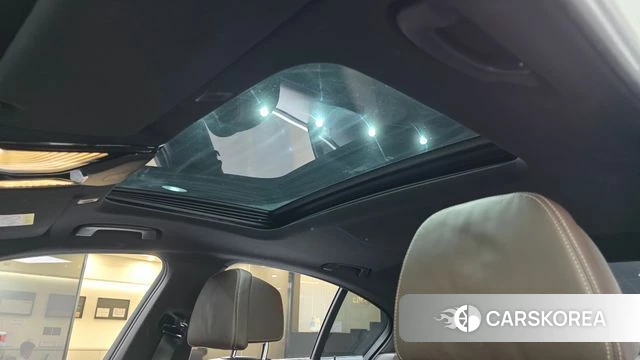 BMW 5 Series (G30) id 3839940 из Кореи 10