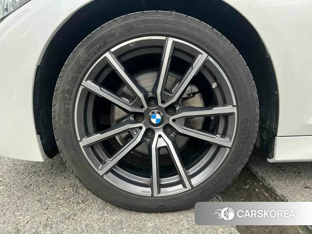 BMW 3 series id 4300860 из Китая 10