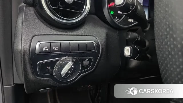 Mercedes-Benz C-Class W205 id 3485134 из Кореи 10