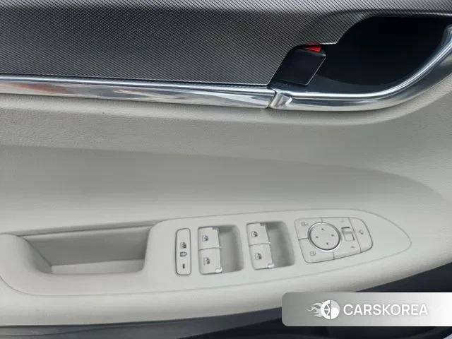 Hyundai The New Grandeur IG Hybrid id 3032698 из Кореи 10