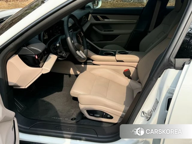 Porsche Taycan id 3793283 из Кореи 10