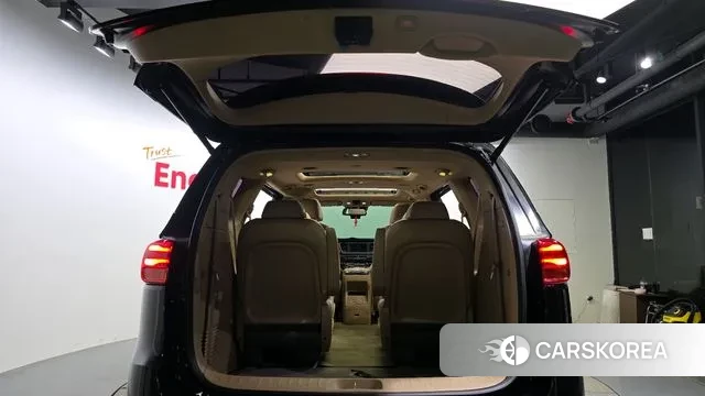 Kia The New Carnival id 3039362 из Кореи 10