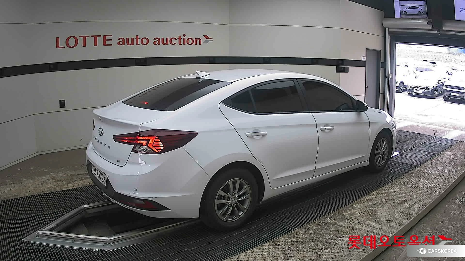 Hyundai Avante id 3869350 из Кореи 10