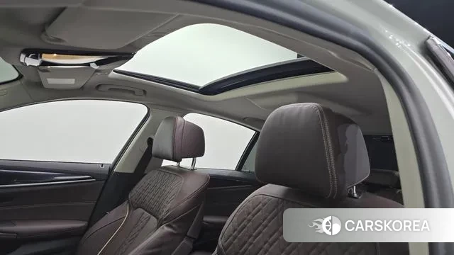 BMW 5 Series (G30) id 3438718 из Кореи 10