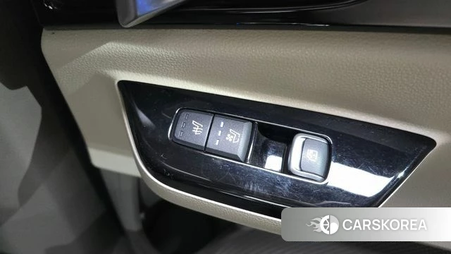Kia Carnival 4th generation id 4244218 из Кореи 10