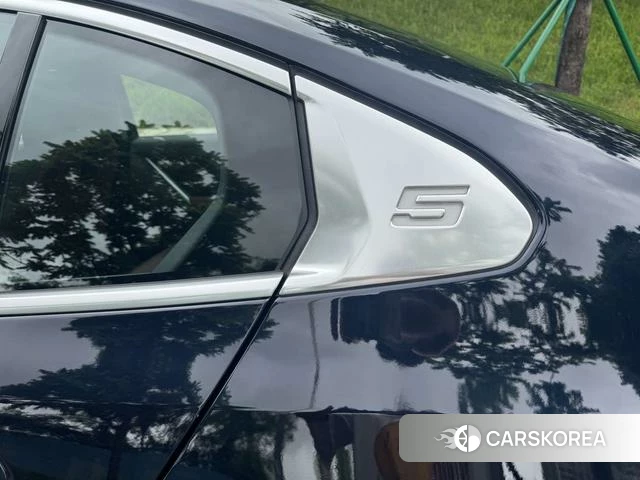 BMW i5 id 4349012 из Китая 10