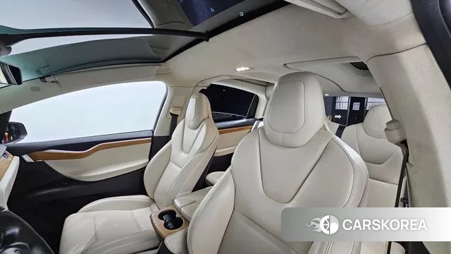 Tesla Model X id 3292030 из Кореи 10