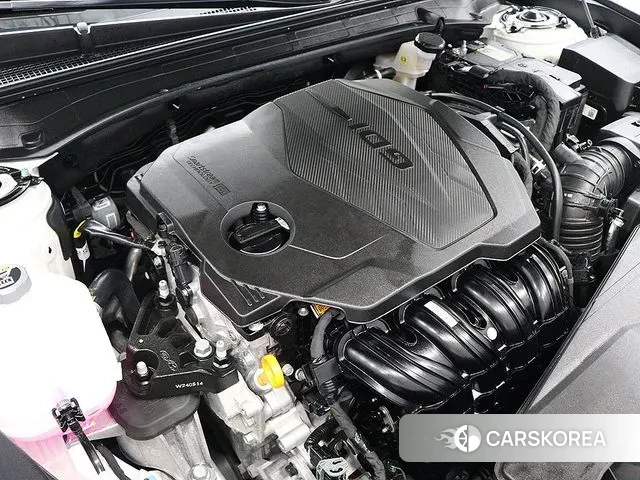 Hyundai Grandeur (GN7) id 3278443 из Кореи 10