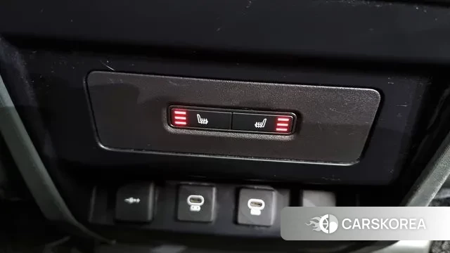 Land Rover Defender (L663) id 3478833 из Кореи 10