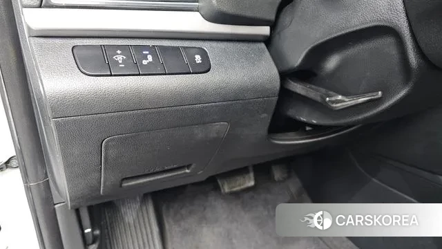 Hyundai Avante AD id 3568642 из Кореи 10