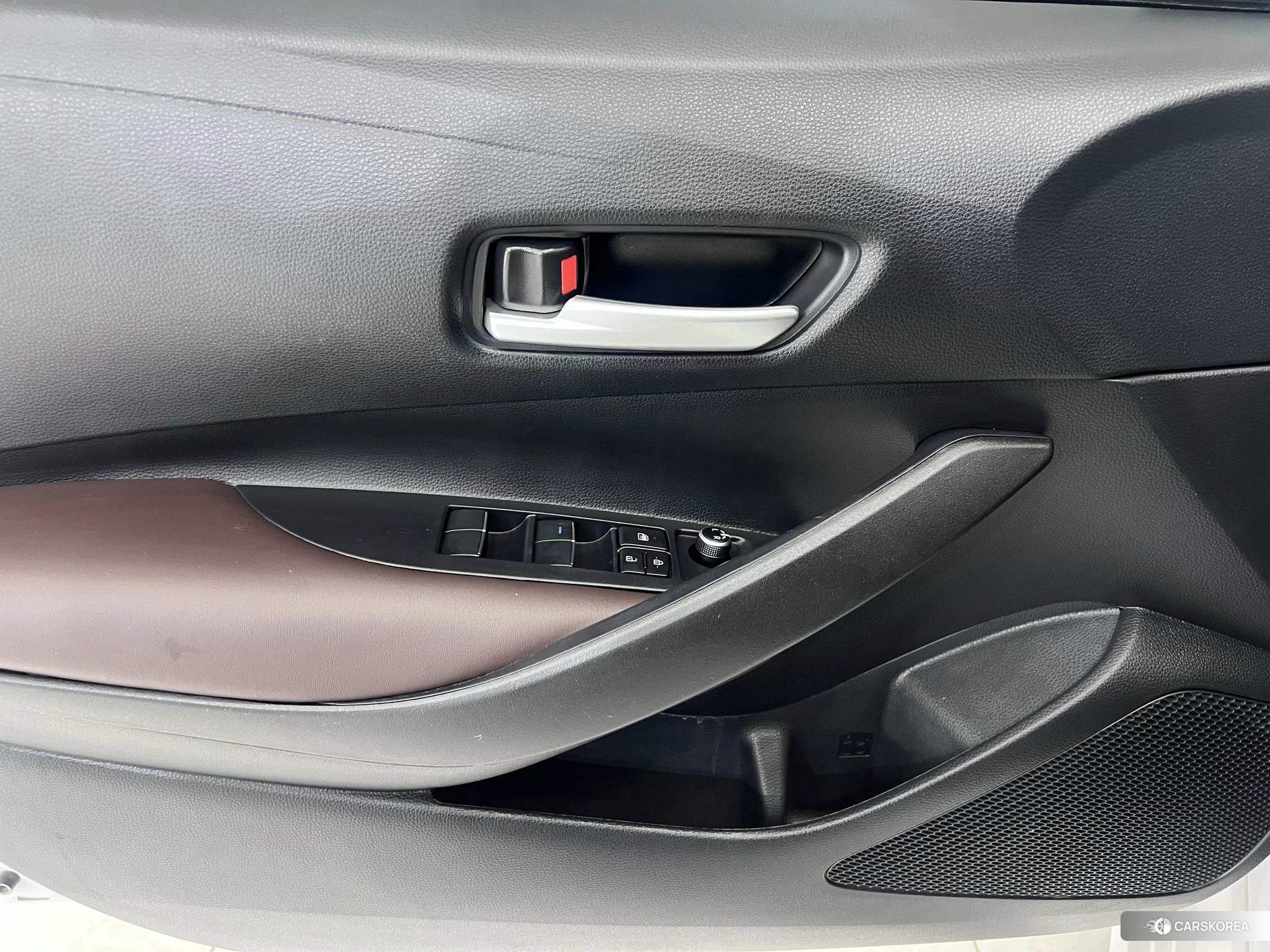 Toyota Corolla id 4473428 из Китая 10