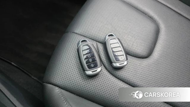 Hyundai Avante (CN7) id 4330399 из Кореи 10