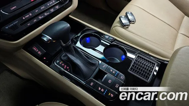 Kia The New Carnival id 2526158 из Кореи 10