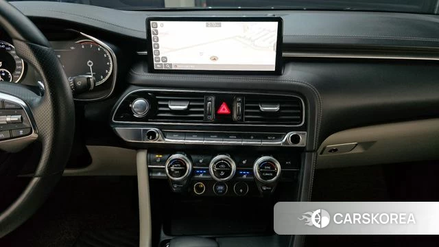 Genesis The New G70 id 3954728 из Кореи 10