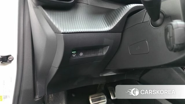 Peugeot e-2008 second generation id 4612956 из Кореи 10