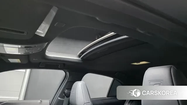 Lexus UX300h id 3585614 из Кореи 10