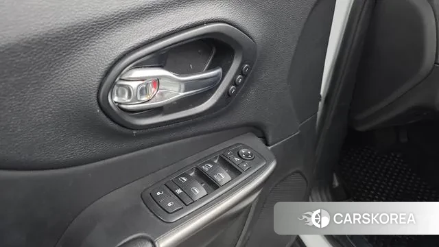 Jeep Cherokee (KL) id 3771812 из Кореи 10