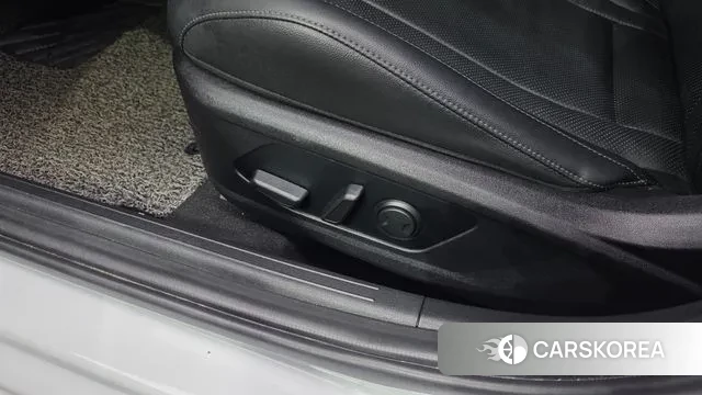 Hyundai Avante (CN7) id 3661184 из Кореи 10