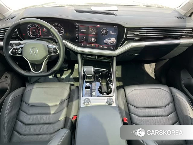 Volkswagen Touareg id 4259629 из Китая 10
