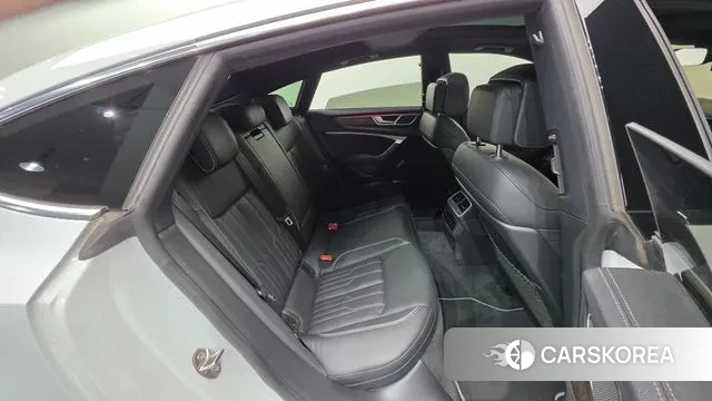 Audi A7 (4K) id 3059930 из Кореи 10