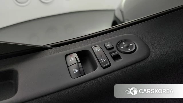 Hyundai Staria id 4303792 из Кореи 10