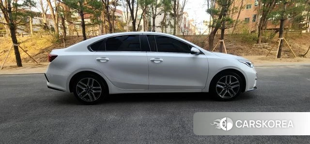 Kia Come New K3 id 3843825 из Кореи 10