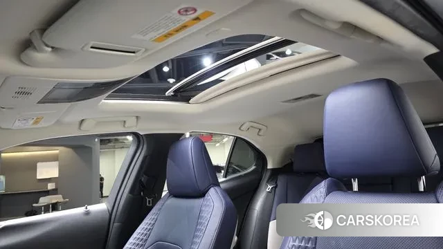 Lexus UX250h id 2976466 из Кореи 10