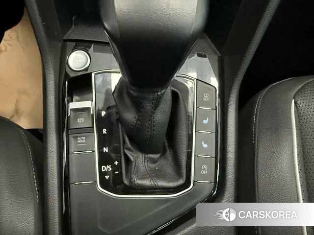Volkswagen Tiguan L id 4271367 из Китая 10