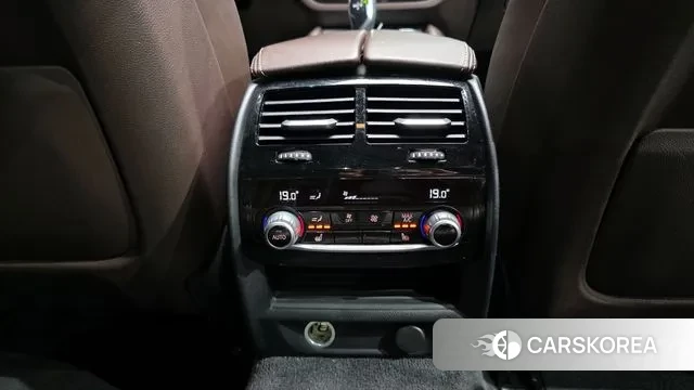 BMW 5 Series (G30) id 3024244 из Кореи 10