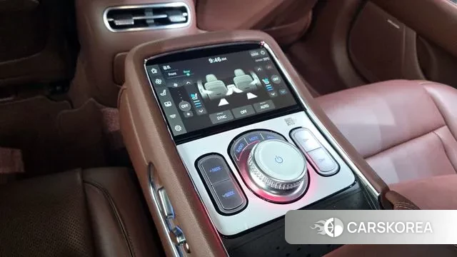 Genesis G90 (RS4) id 3002881 из Кореи 10