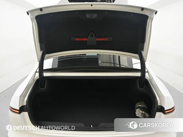 Hyundai Grandeur (GN7) id 3963960 из Кореи 10