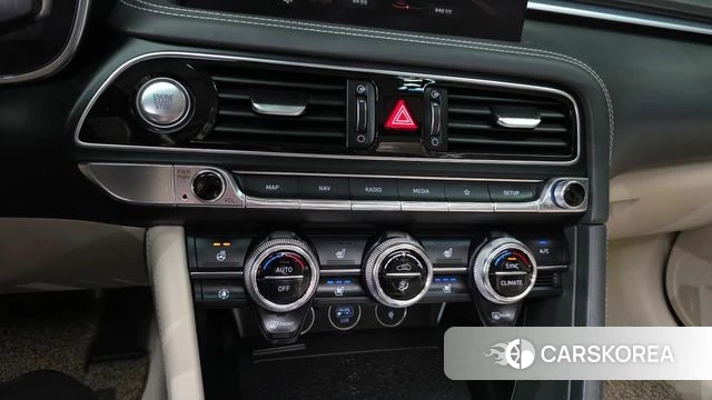 Genesis The New G70 id 4395296 из Кореи 10