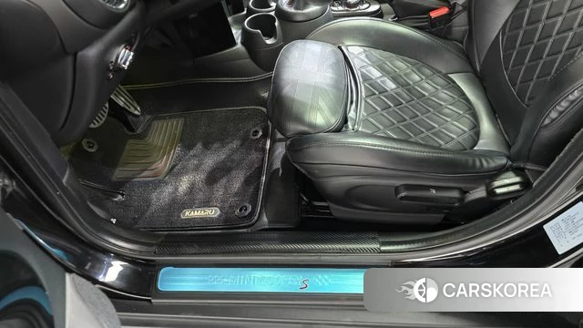 Mini Cooper S id 4836379 из Кореи 10