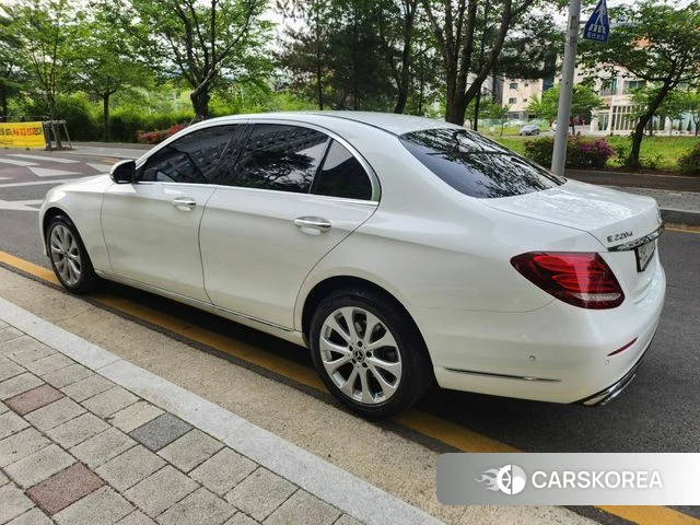 Mercedes-Benz E-Class W213 id 4246148 из Кореи 10