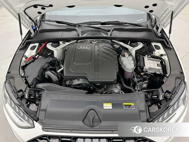 Audi A4L id 4276213 из Китая 10