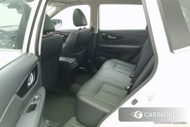 Nissan Qijun id 4300374 из Китая 10